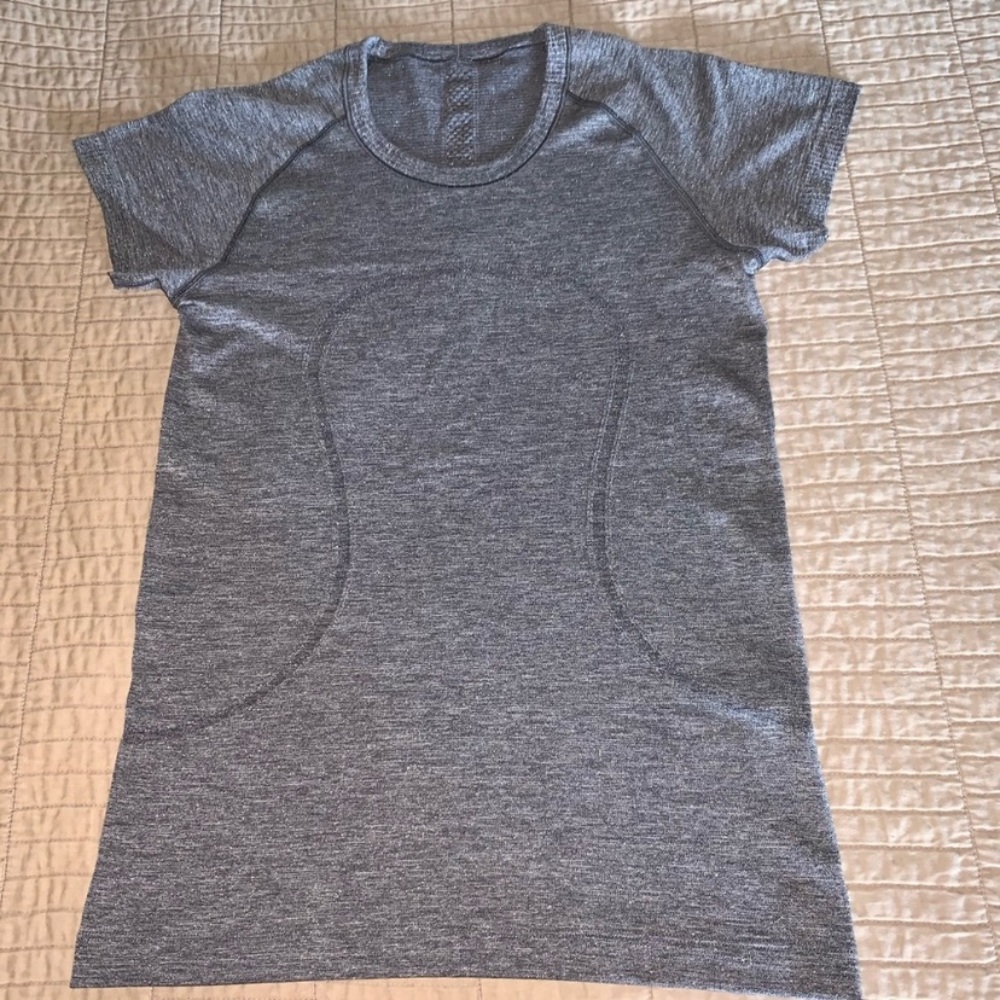 Lululemon Swiftly Tech Silver Sparkles Shirt 8